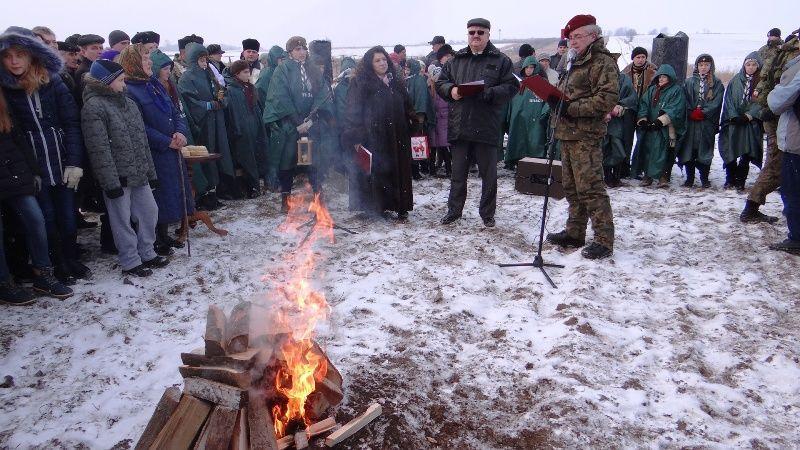 Przekazano Betlejemskie Światło Pokoju na Ukrainę [ZDJĘCIA]
