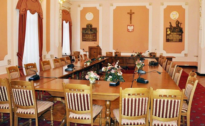 W poniedziałek kolejna nadzwyczajna sesja w Jarosławiu