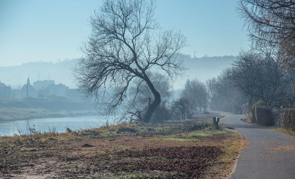 Przemyska ścieżka dla rowerzystów z bublami w tle [ZDJĘCIA]
