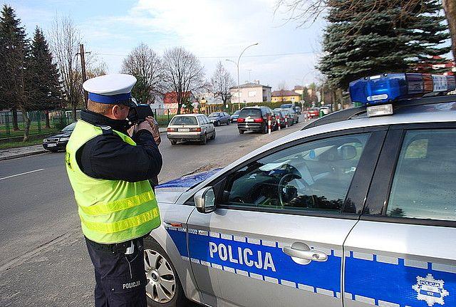 Ukraińcy utracili uprawnienia. Pędzili 141 i 114 km/h w obszarze zabudowanym