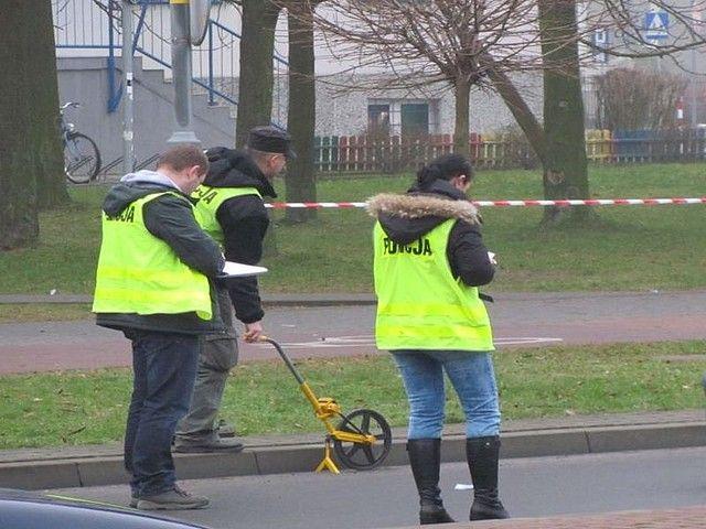 Na skrzyżowaniu zderzyły się dwa ople