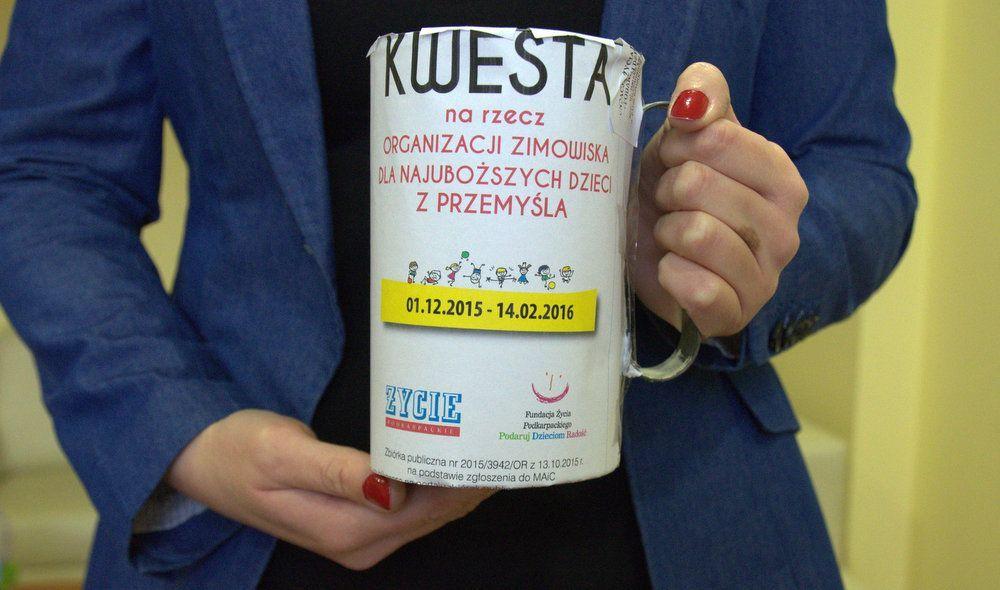 Podaruj dzieciom radość. Wrzuć grosik do puszki!