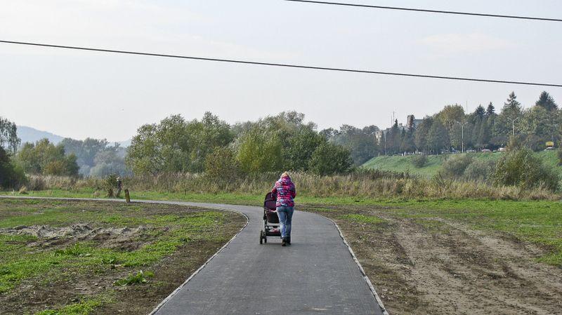 Linia wysokiego napięcia biegnie zbyt nisko
