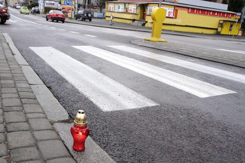 Zginęła na pasach potrącona przez autobus [aktualizacja]