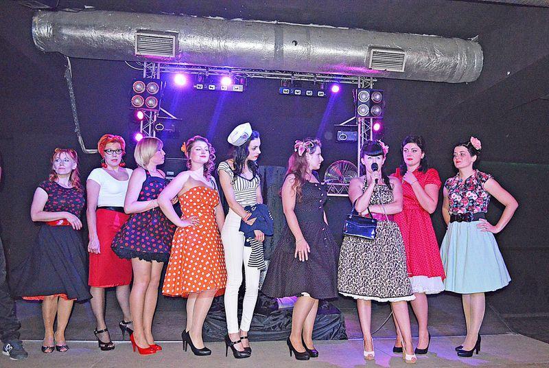 Kobieco i stylowo – 2. urodziny Pin Up Girls [ZDJĘCIA]