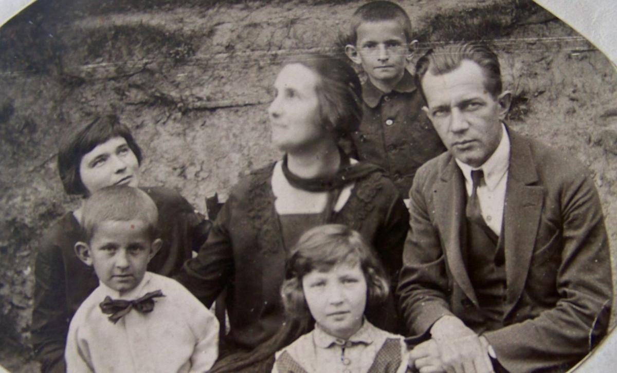 Pamięci dyrektorów i nauczycieli