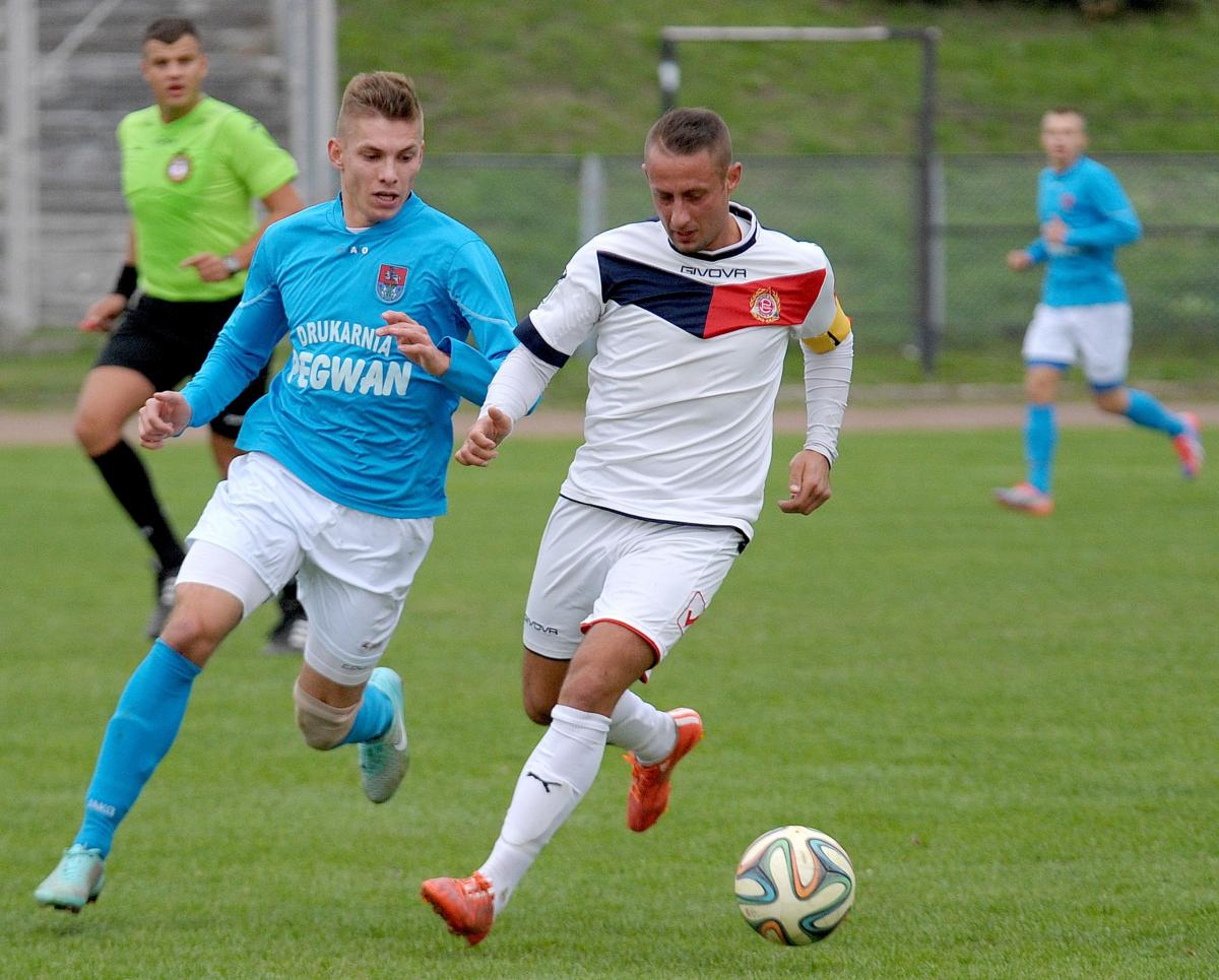JKS 1909 lepszy w derbach. Komplety Polonii i Piasta