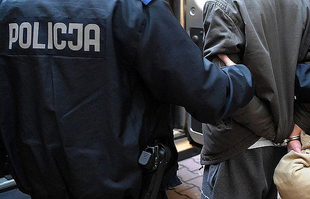  Dwaj mężczyźni odpowiedzą za brutalne zabicie psa