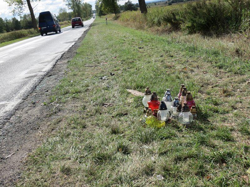 Trójka rodzeństwa zginęła w wypadku. Ich siostra walczy o życie