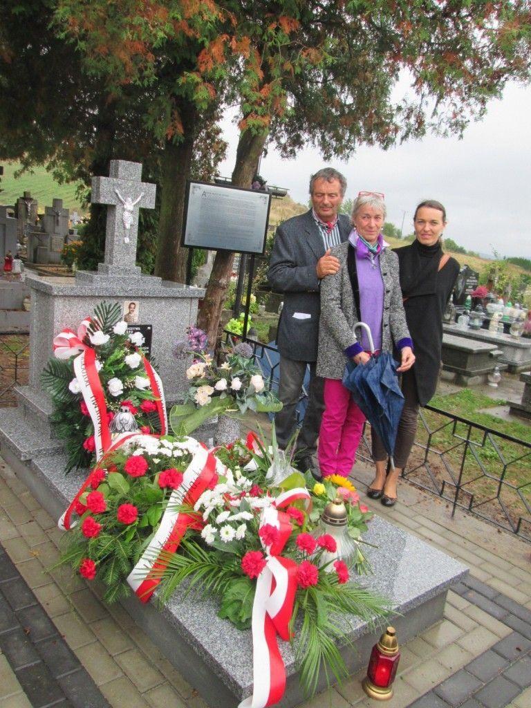 Młodzież zaopiekuje się grobowcem hrabiego Potockiego
