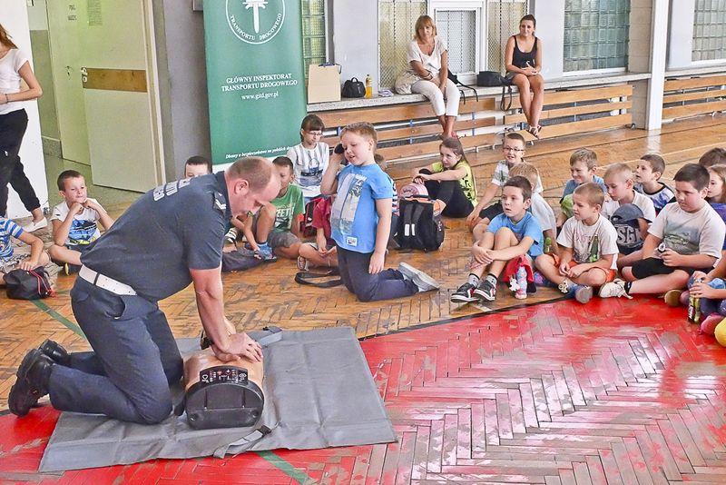 „Tirek” uczył maluchy bezpieczeństwa