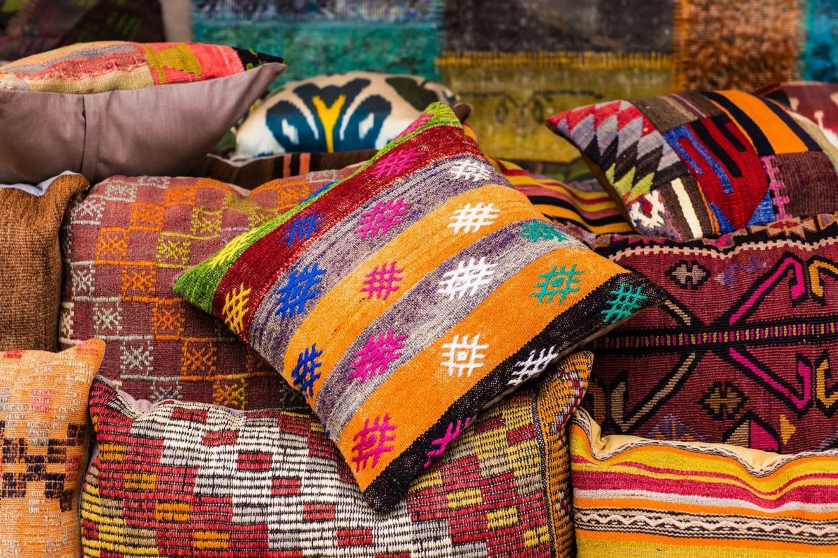 Wzory, kolory, etno – styl boho