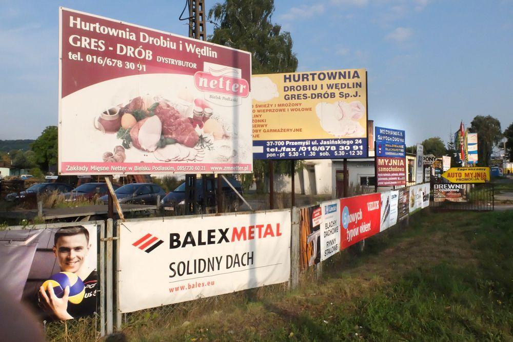 Koniec ze szpecącymi reklamami