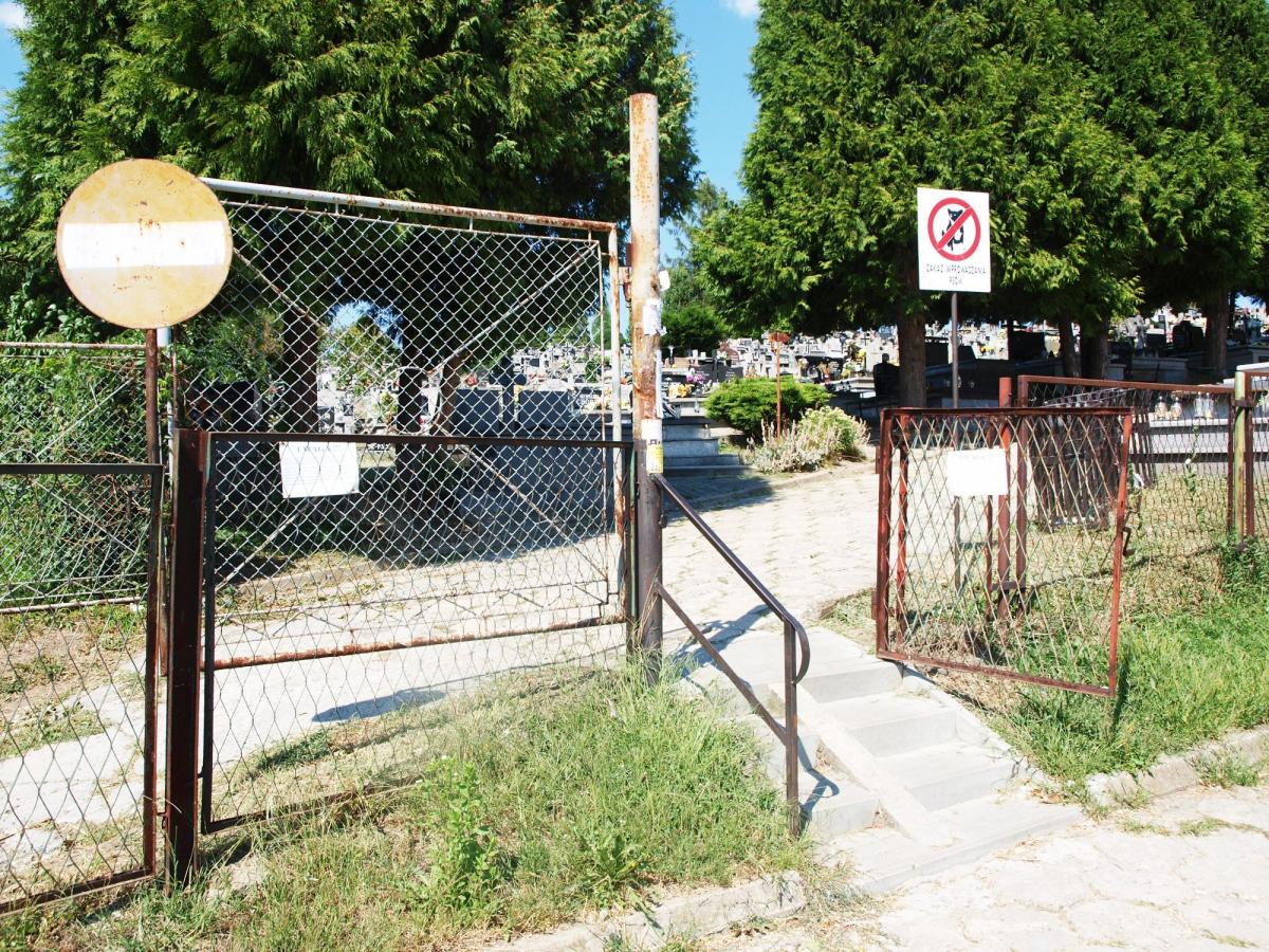 Jak dostać się na nową część zasańskiego cmentarza?