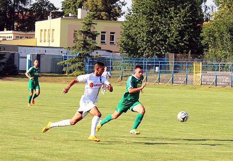 Derby dla Sokoła Sieniawa. Znakomity Piast Tuczempy. Ruszyła piłkarska III liga