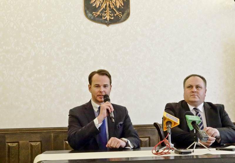 Czekają granty i stypendia