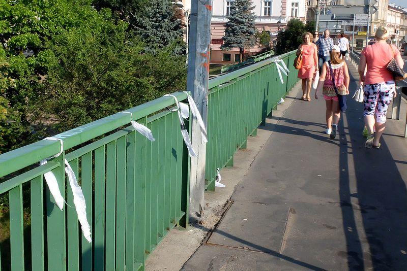 Okiem czepialskiego: Kto posprząta po patriotach?
