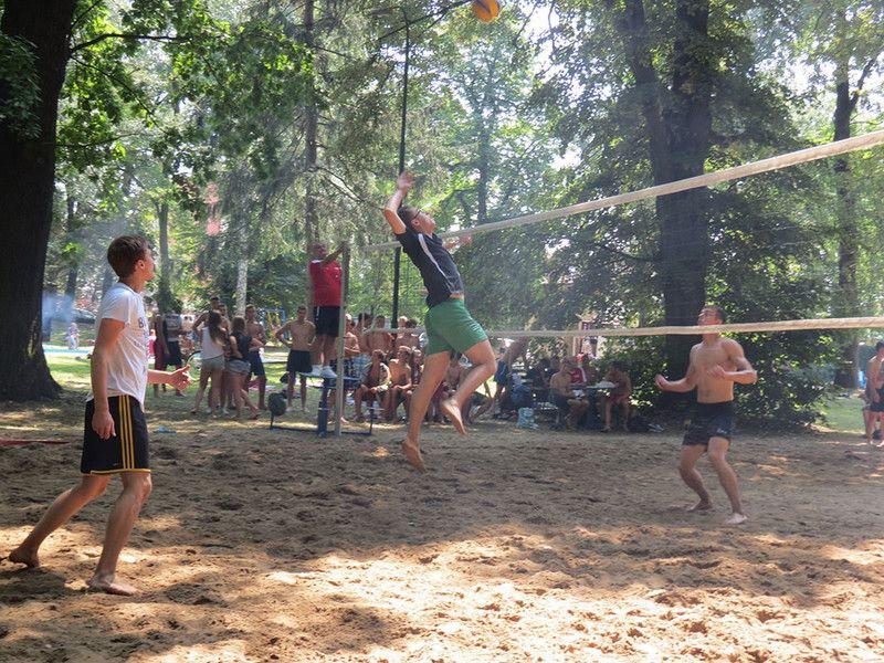 Rywalizacje w piłce plażowej [GALERIA]