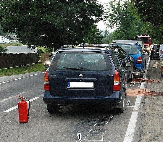 Zderzenie pięciu pojazdów. W szpitalu dwie dziewczynki