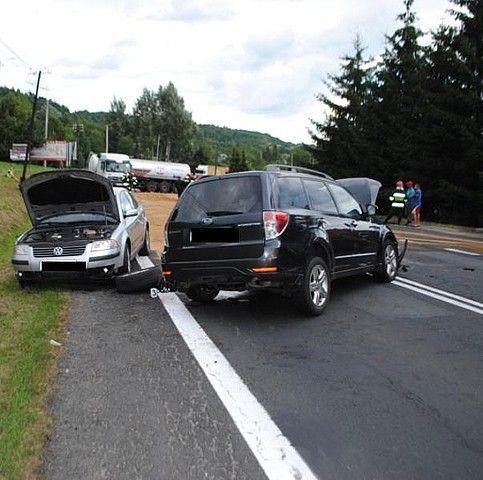 Zderzenie trzech pojazdów na krajowej 19