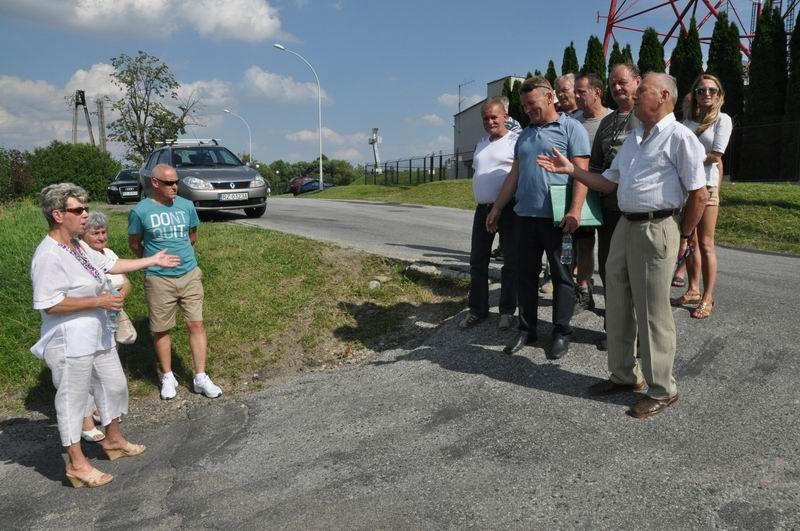 – Wyremontujcie Tatarską, taka ulica to wstyd dla miasta – apelują mieszkańcy [ZDJĘCIA]