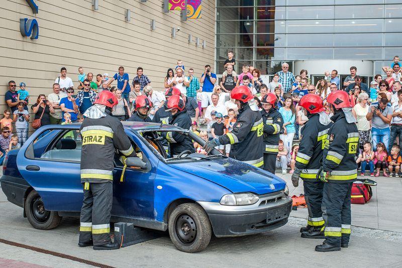 Strażacy lali wodę, aż miło – niedziela z Galerią Sanowa