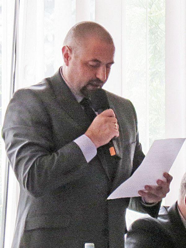 Radni utworzyli klub niepolityczny