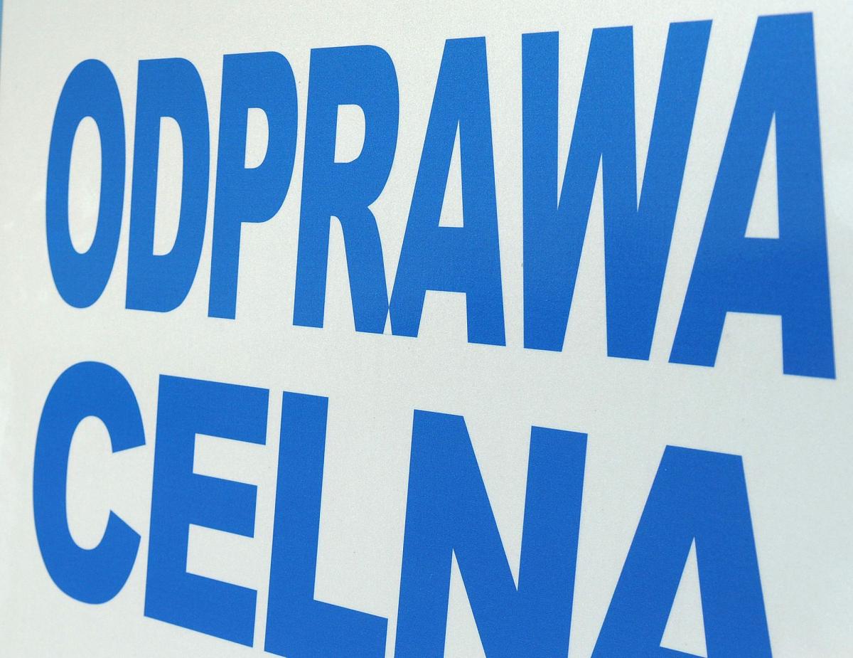 Celnicy skracają godziny pracy
