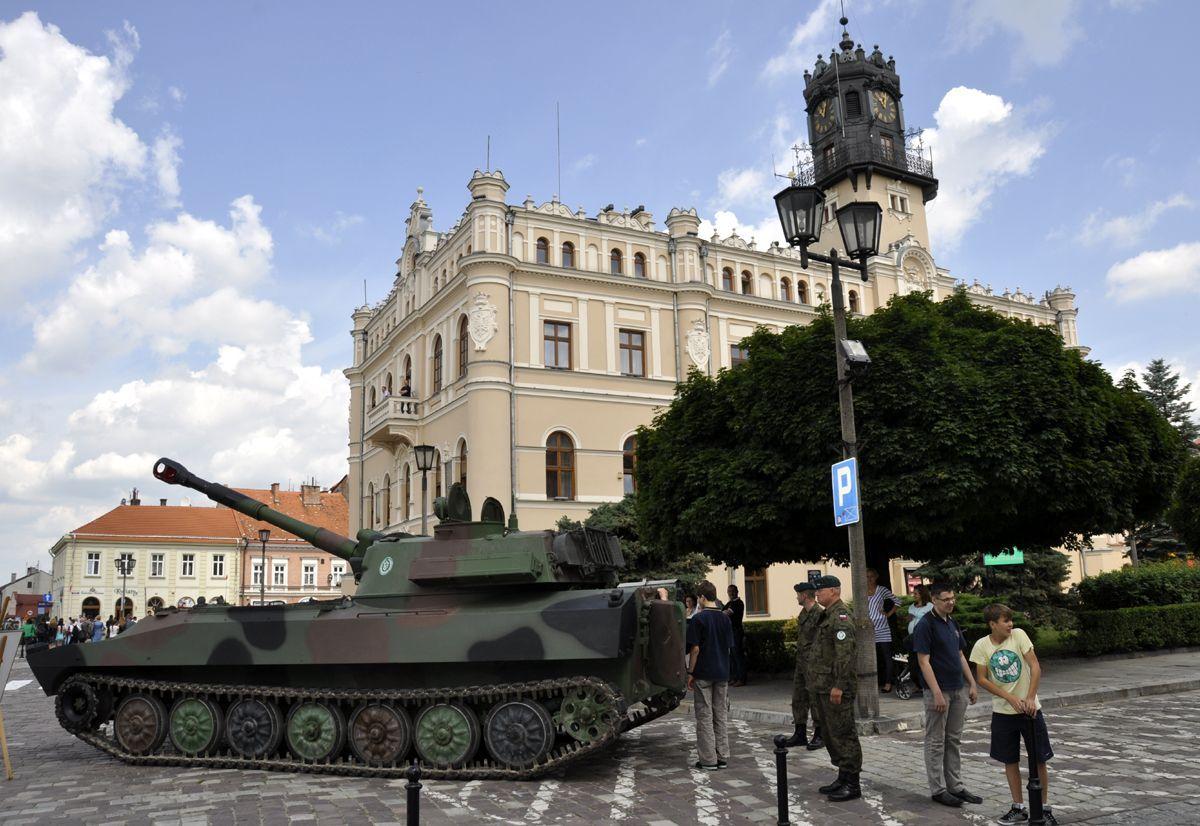 Święto Dywizjonu Artylerii Samobieżnej w Jarosławiu 