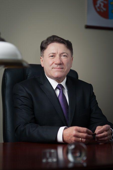 Lucjan Kuźniar zawieszony w prawach członka PiS