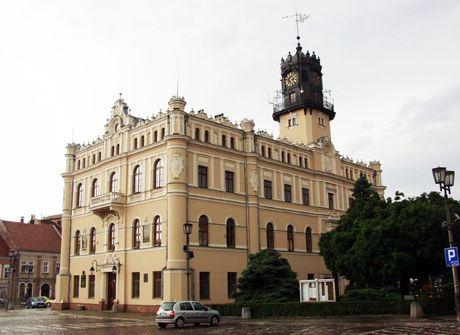Policjanci przesłuchiwali urzędników jarosławskiego ratusza