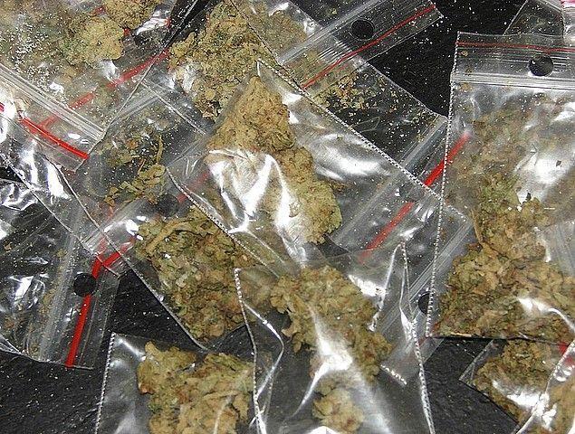 Marihuana w paczce po papierosach 