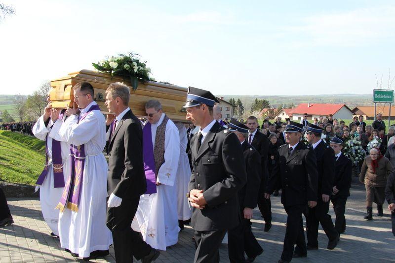 Tłumy pożegnały śp. ks. Grzegorza