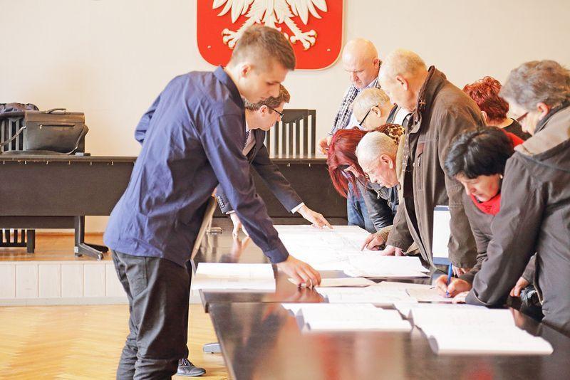Awantura o obwodnicę, która obwodnicą być nie miała [wideo]