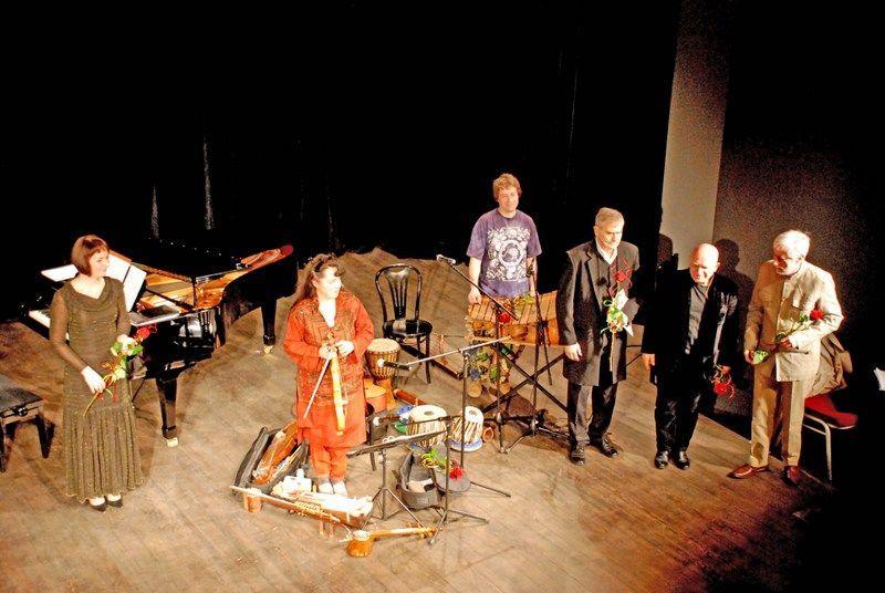 Maraton teatralny z muzyką w tle