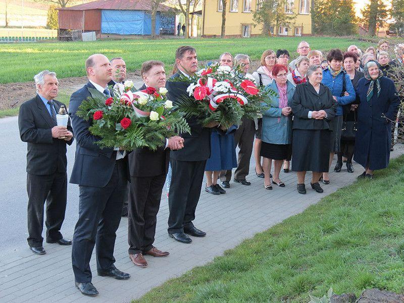 Uczcili pamięć 96 ofiar katastrofy smoleńskiej