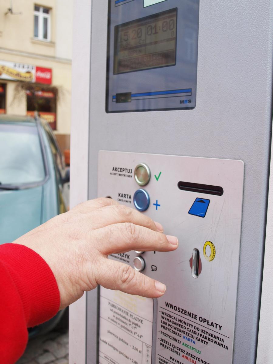 Będzie obywatelski projekt uchwały w sprawie kwot parkingowych?