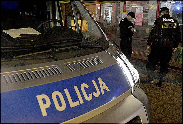 Kierowca autobusu potrącił pieszego. Poszkodowany zmarł na miejscu