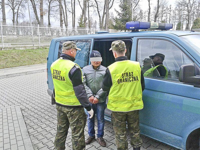 Tłoczno na zielonej granicy