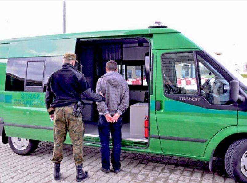 Chciał wręczyć łapówkę funkcjonariuszowi Straży Granicznej
