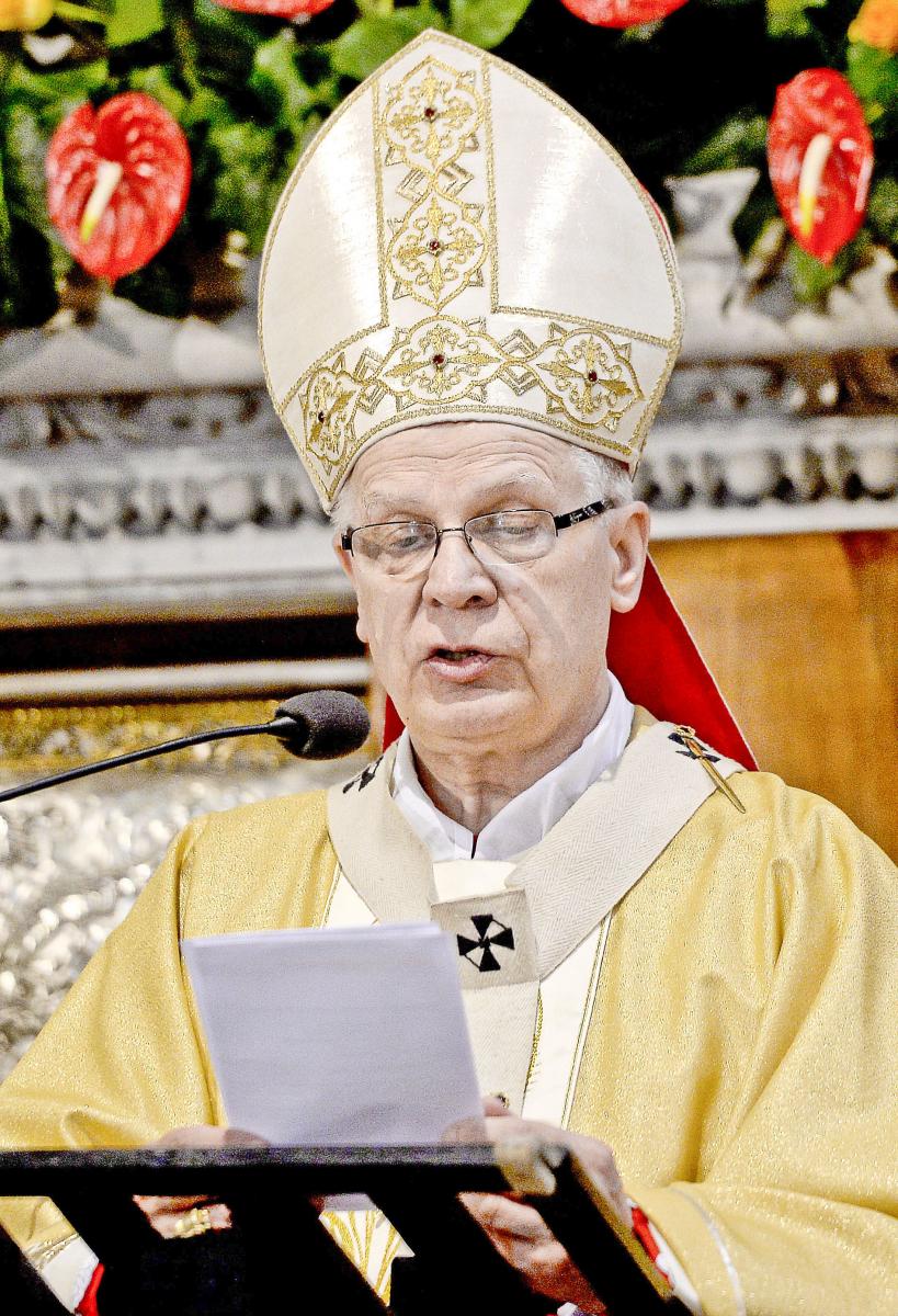 Apelują do arcybiskupa, by nie szedł do sądu