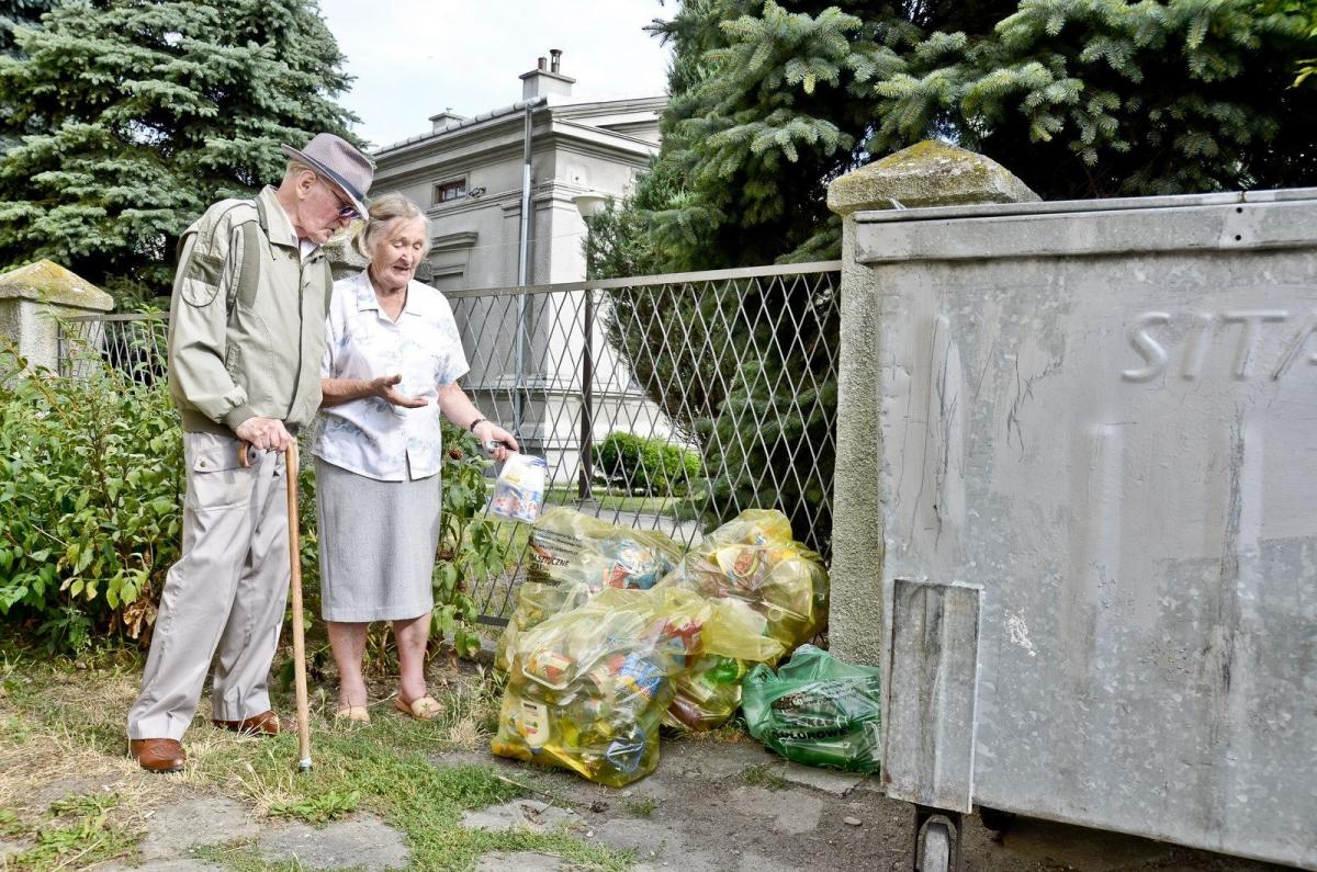 Koniec deklaracji śmieciowych. Opłaty po nowemu