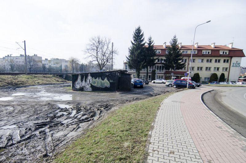 Ten plac to kpina z interesantów
