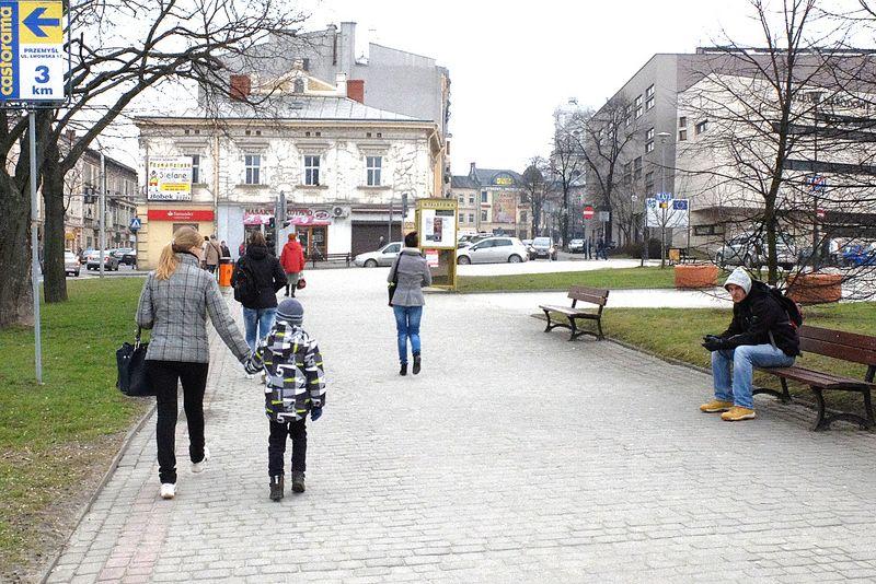 Powstaną 4 nowe punkty przyjęć policji i straży miejskiej