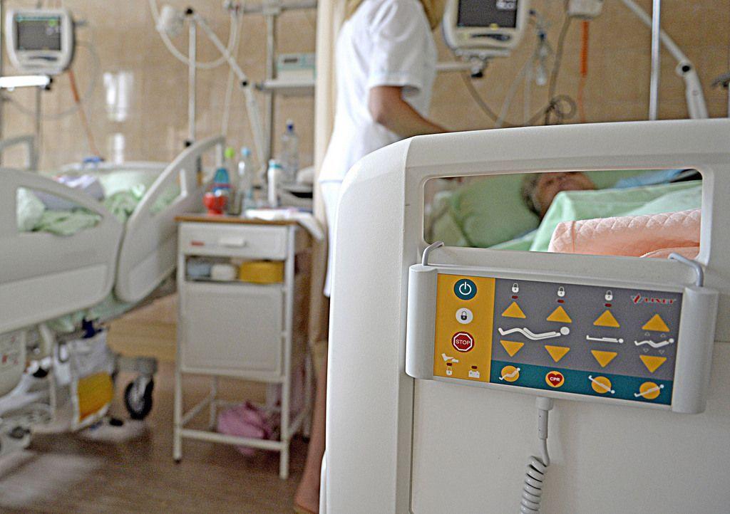 Urzędnicy, pielęgniarki, pocztowcy walczą o podwyżki
