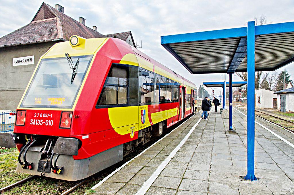 Od 16 marca szynobus będzie kursował częściej