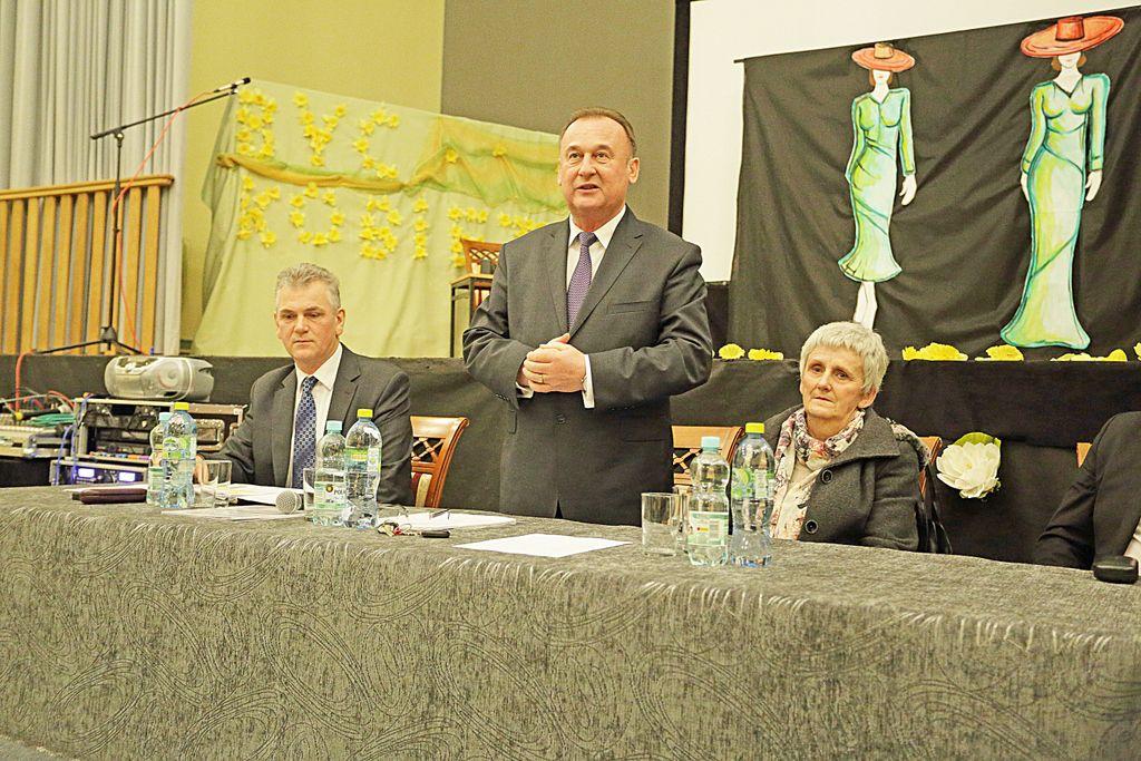 Obiecujące plany i kontrowersje, czyli o czym mieszkańcy debatowali z włodarzem gminy