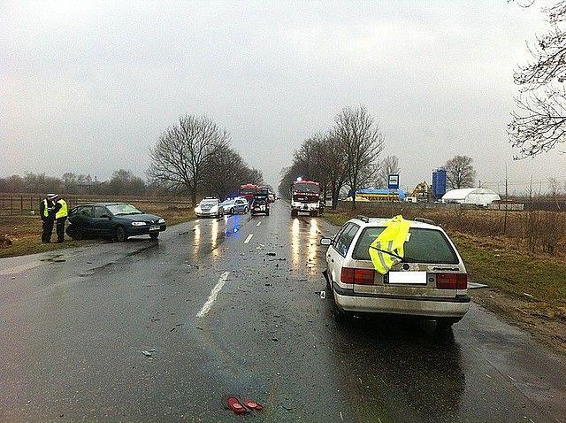 Wpadek na ul. Lwowskiej w Przemyślu. Dwie osoby ranne