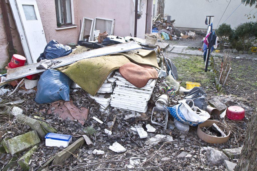 Okiem czepialskiego. Śmietniska w centrum miasta