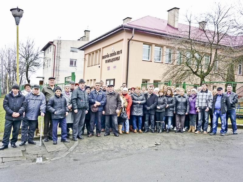Molestowanie seksualne w szkole? Nauczyciele oskarżają dyrektora, rodzice go bronią